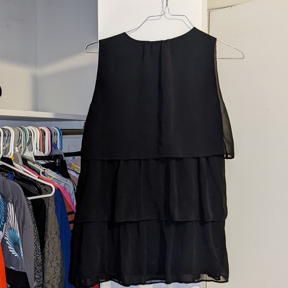 Simply Vera sleeveless, tiered, ruffle top - Picture 5 of 9